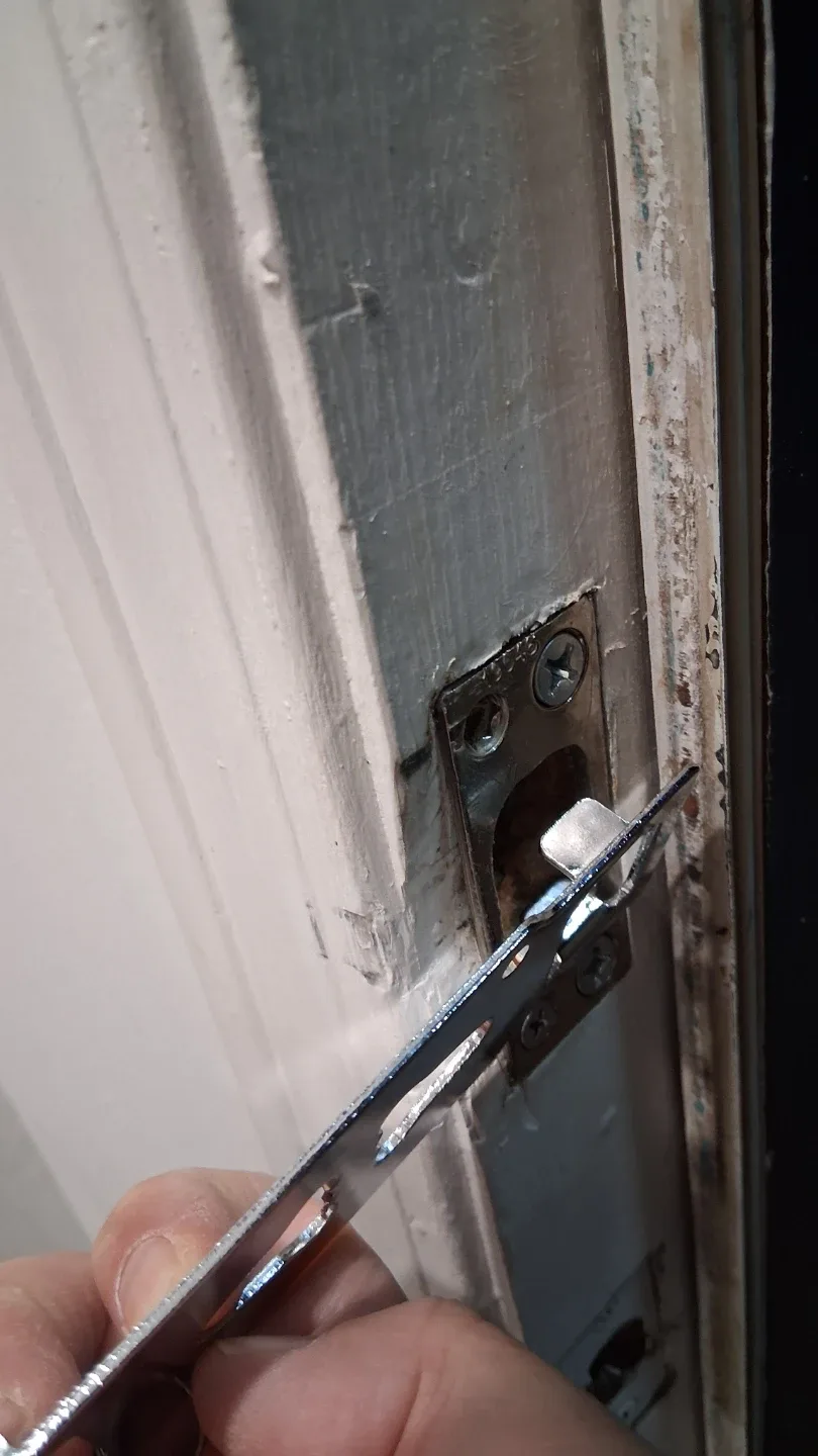 Portable Door Lock for Hotel Room, also a Phone Stand image indicator(3)