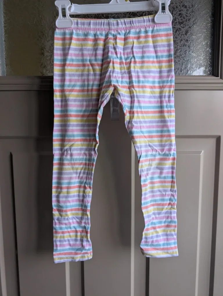 Girls sz 6 leggings $4 each image indicator(6)