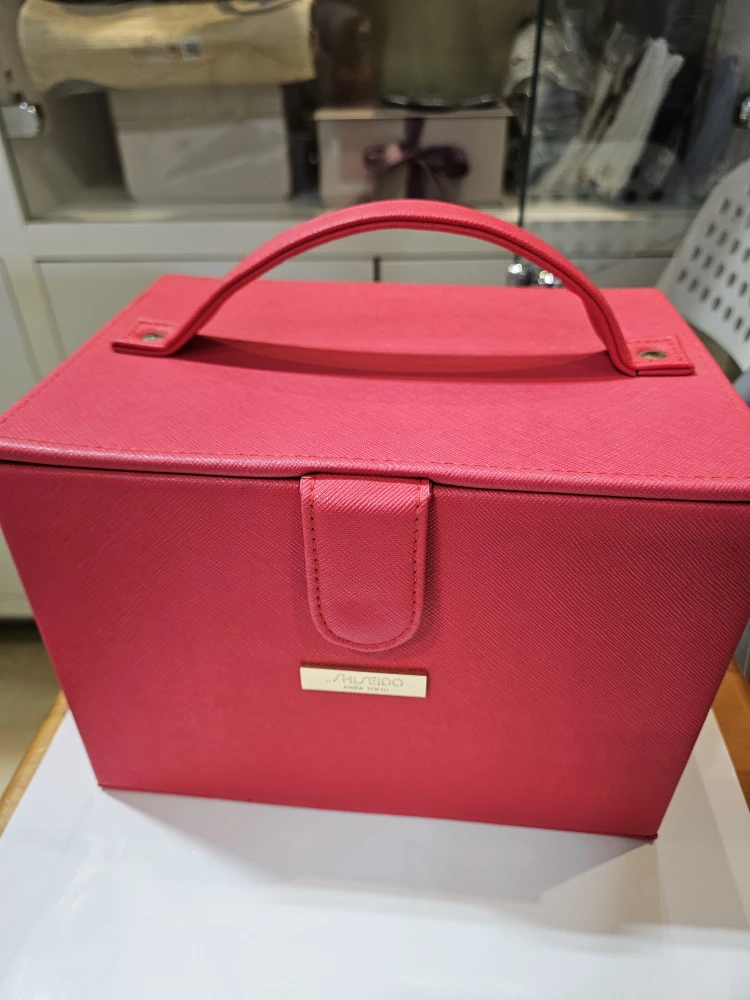 Shiseido Red Makeup Box with Mirror - photo 4