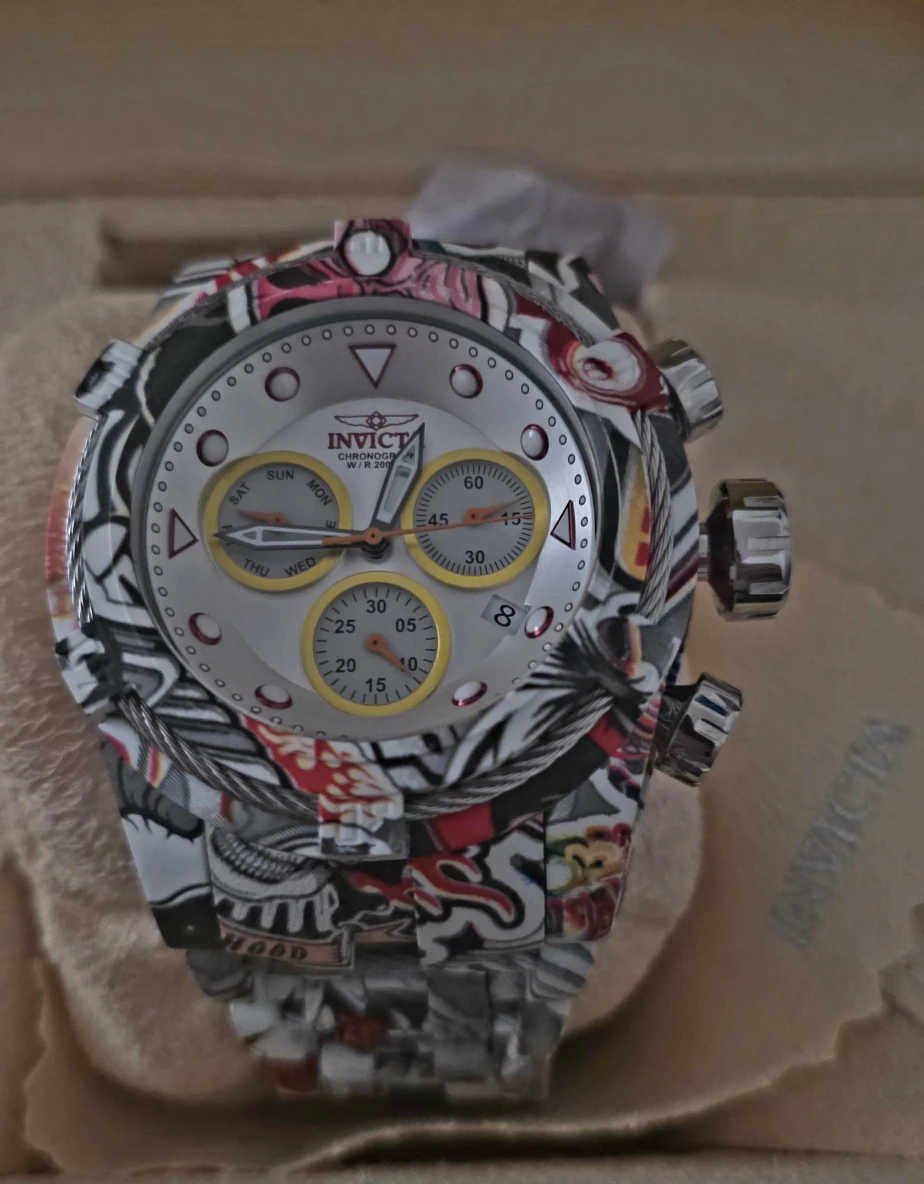 Invicta Men  Bolt Zeus Hydroplated Graffiti Chronograph Silver