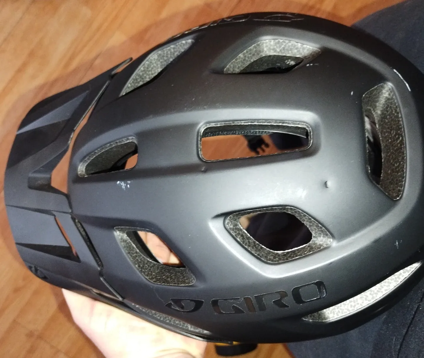 Giro Fixture MIPS Bike Helmet - Matte Black image indicator(2)