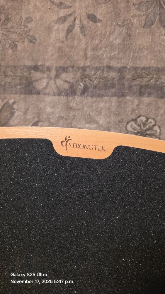 StrongTek Ergonomic Foot Rest image indicator(4)