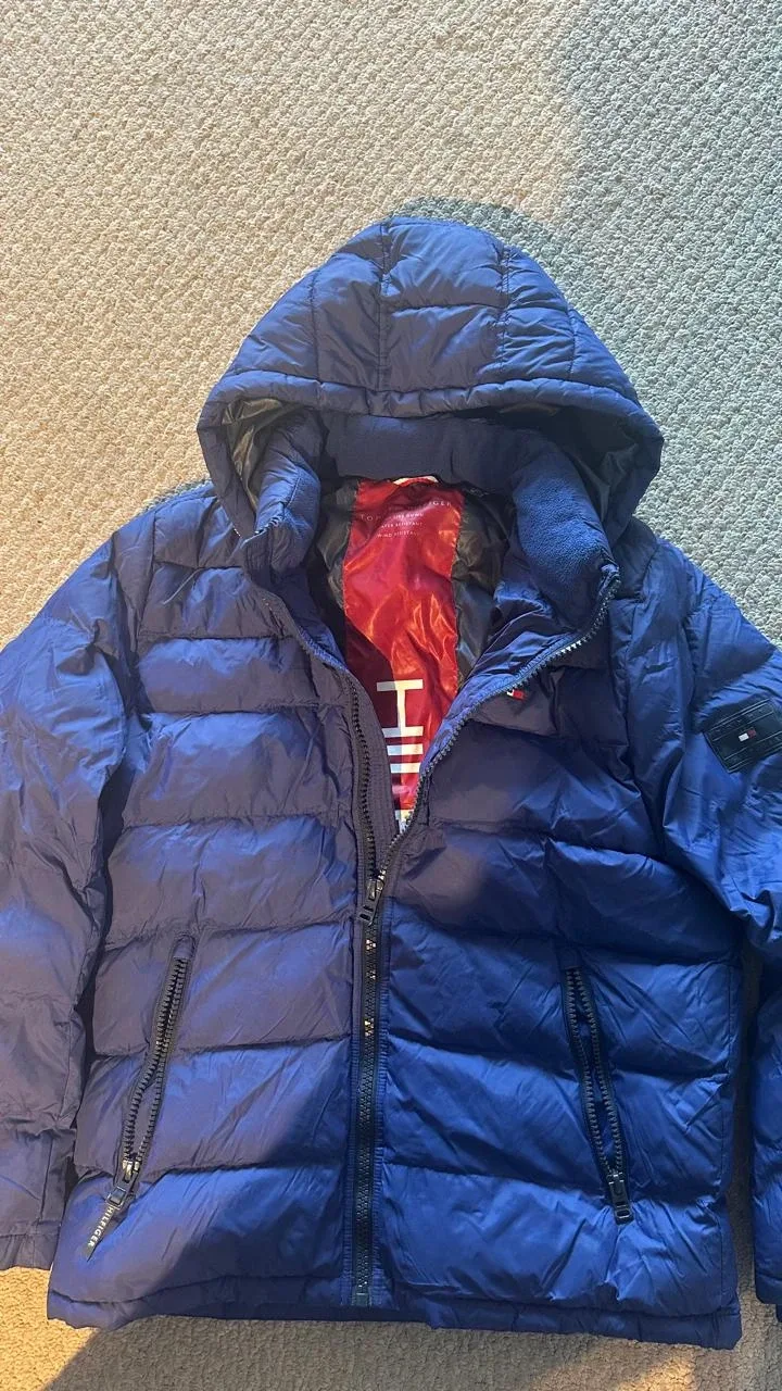 Tommy Hilfiger Blue Puffer Jacket -L image indicator(2)