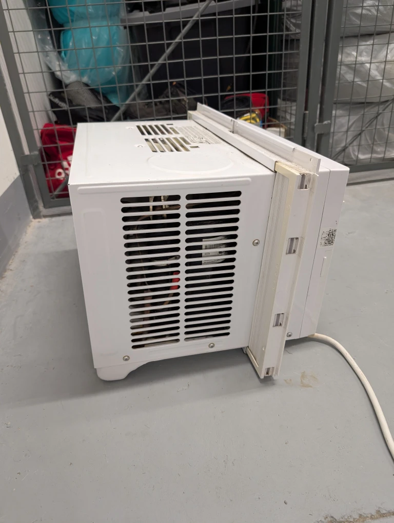 Danby 8000 BTU Window Air Conditioner - photo 3