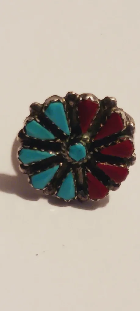 ZUNI TURQUOISE RED CORAL PETIT POINT FLOWER STERLING RING image indicator(3)