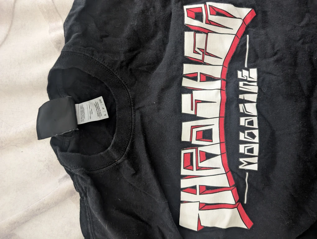 Thrasher Hoodie & T-Shirt Set - Size Small - photo 4