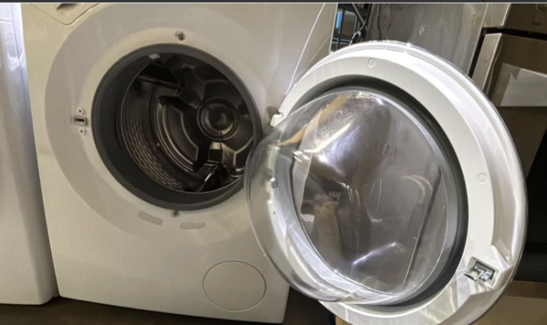 Miele W4842 White 27" Front Load Washer - photo 2