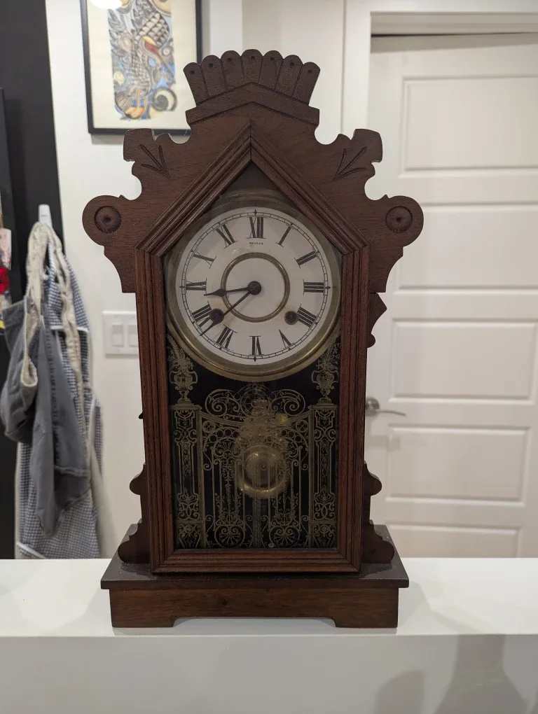Antique Wooden Mantle Clock image indicator(4)
