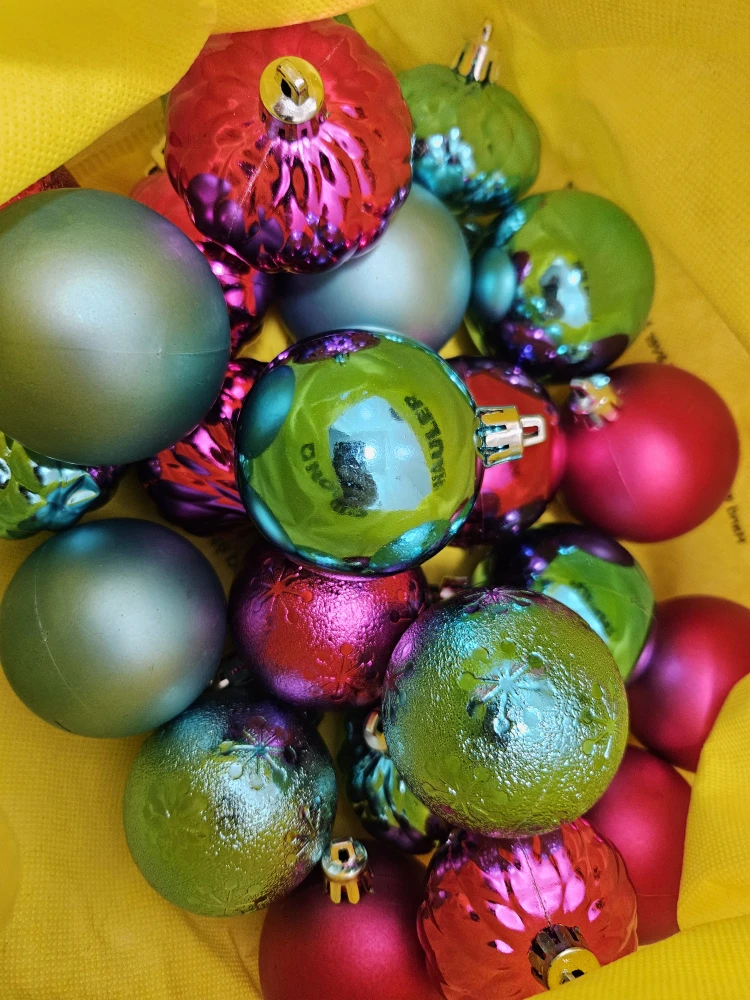 Small christmas tree with a bunch of christmas balls - photo 3