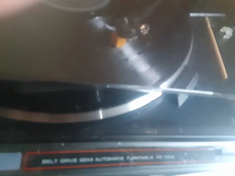 Sherwood Belt Drive Semi Automatic Turntable image indicator(2)