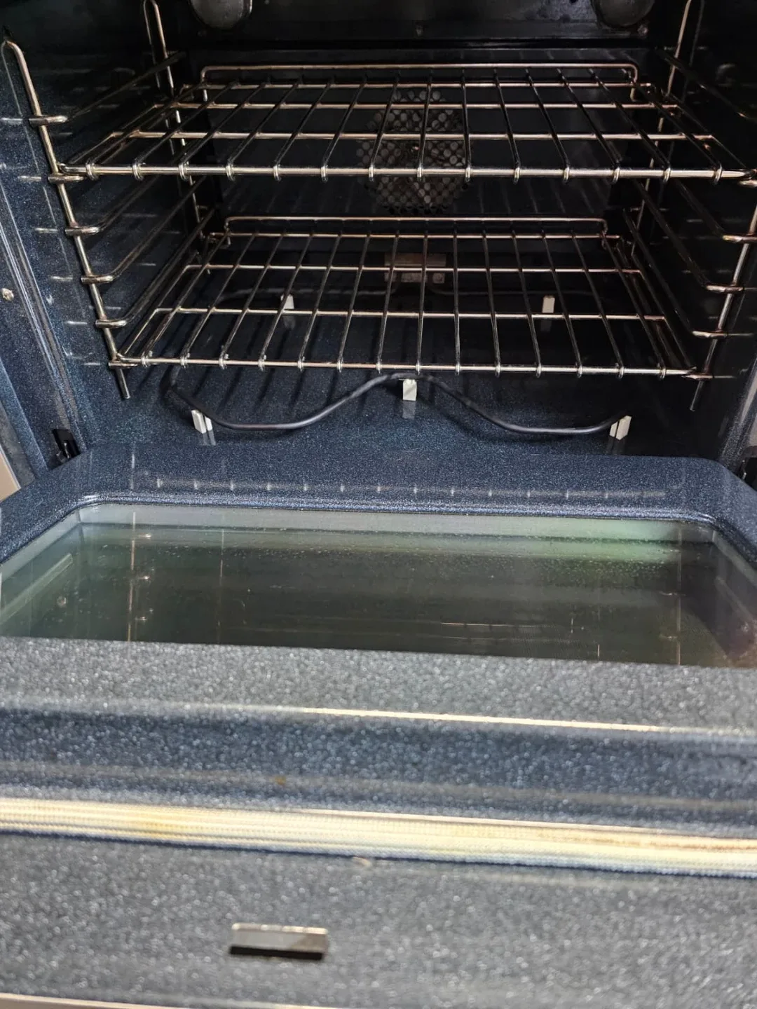 Viking 30in wide Professional Gas Range image indicator(2)