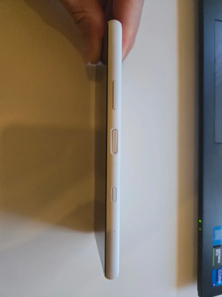 Sony Xperia 10 II White Smartphone image indicator(3)