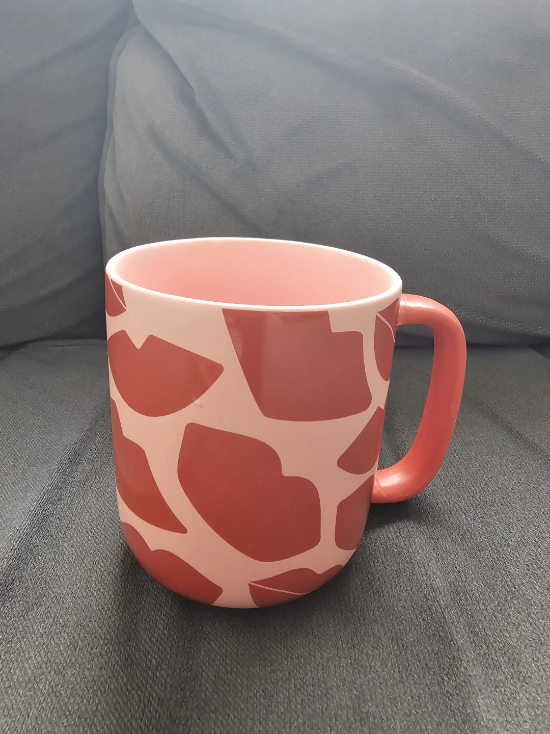 Indigo Red Lips Mug 🥕
