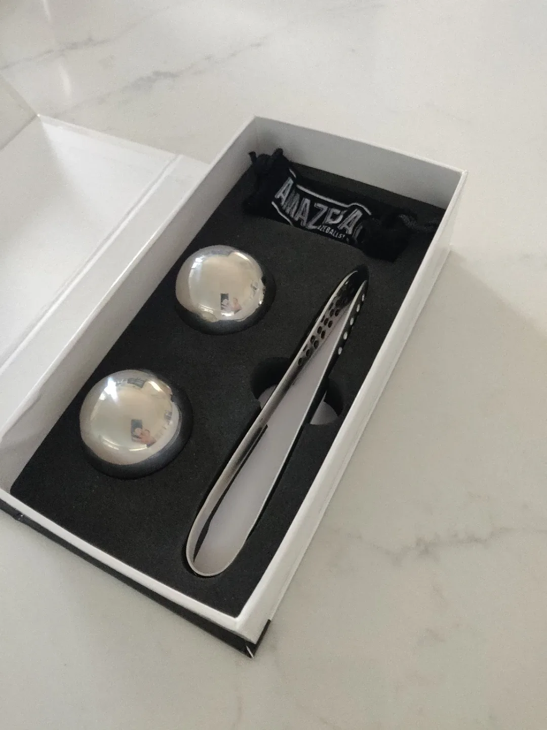 Brand new AmazeBalls Coolers & Whisky Stones Set image indicator(2)