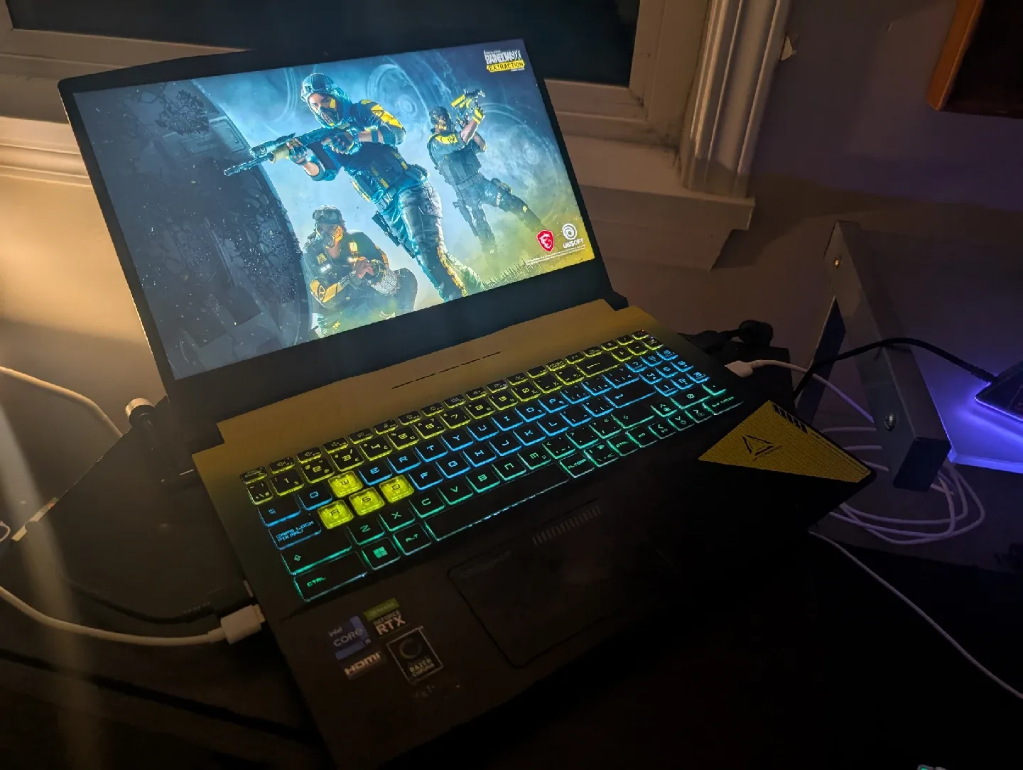 MSI Crosshair16 Gaming Laptop Intel Core I9-12900/RTX 3070 image indicator(2)