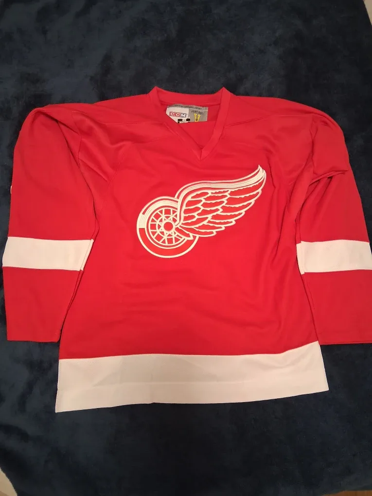 Detroit red Wings, Montreal Canadiens