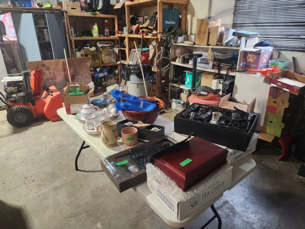 Garage sale image indicator(5)