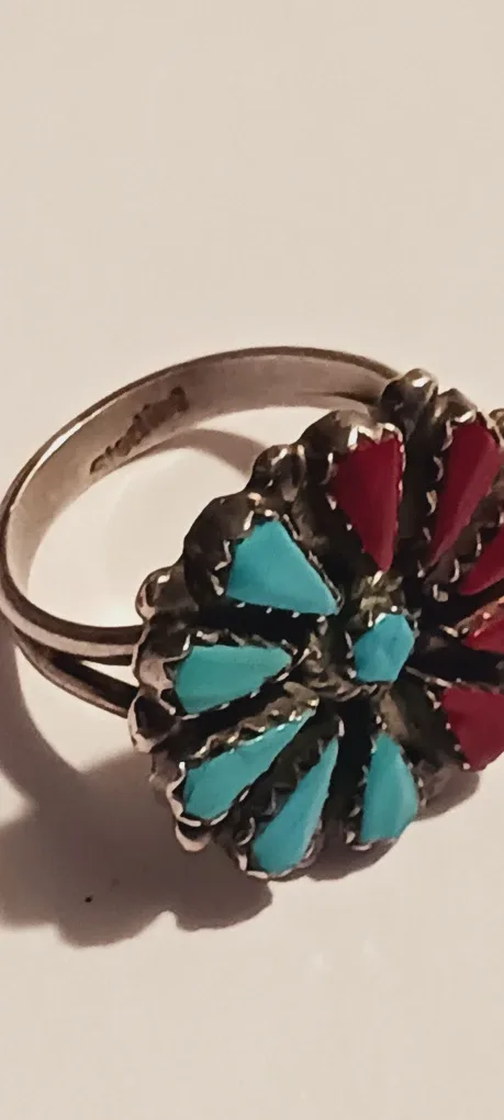 ZUNI TURQUOISE RED CORAL PETIT POINT FLOWER STERLING RING image indicator(5)