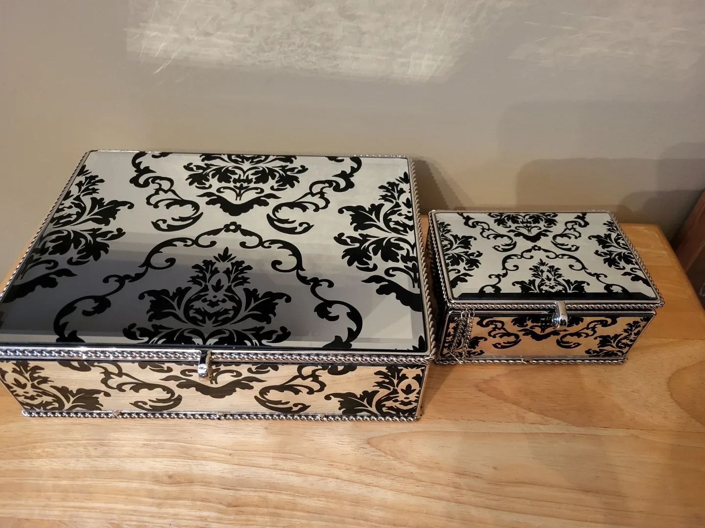 NEW Decorative Mirrored Boxes - Set of 2 thumbnail