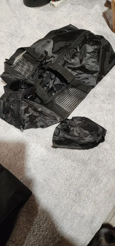 Pet Grooming Bag with Muzzle image indicator(2)