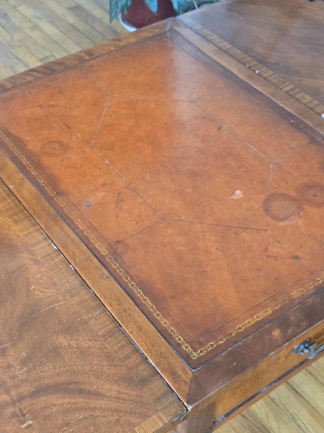 Vintage Drop Leaf Side Table image indicator(4)