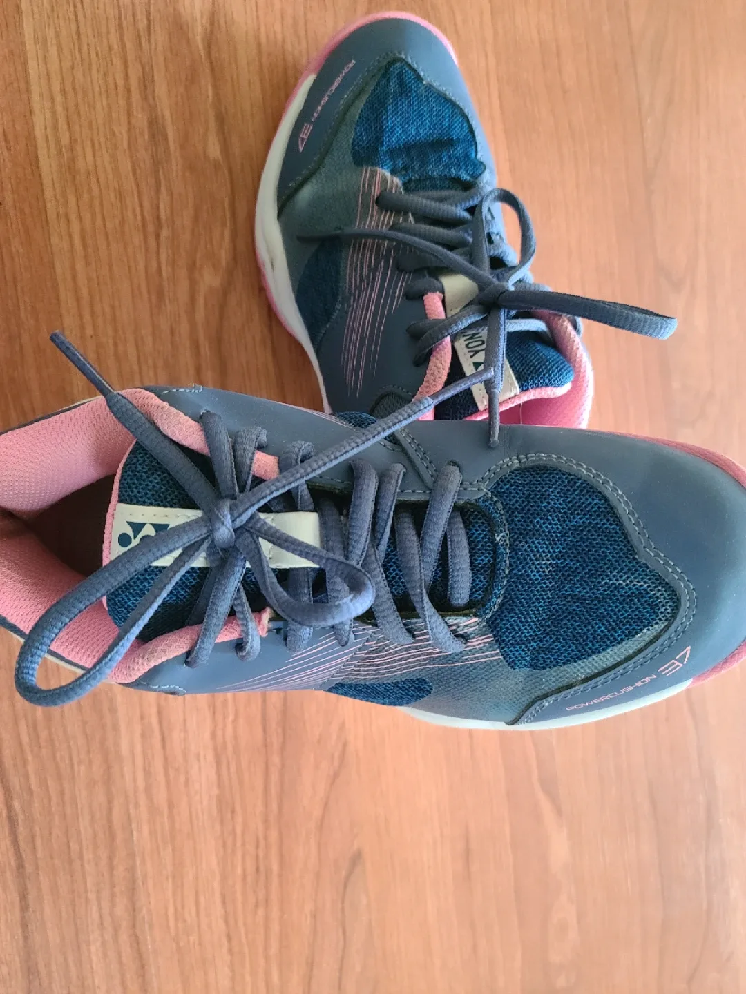 Yonex Power Cushion 37 Badminton Shoes image indicator(3)