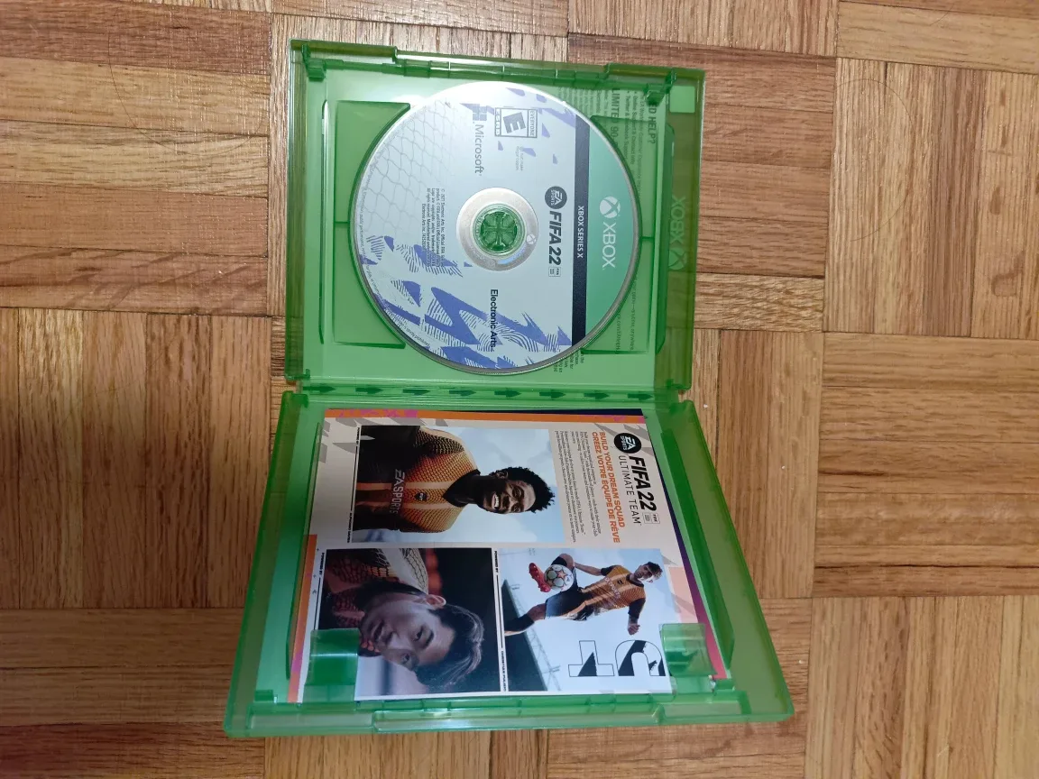 FIFA Xbox Games Bundle image indicator(2)