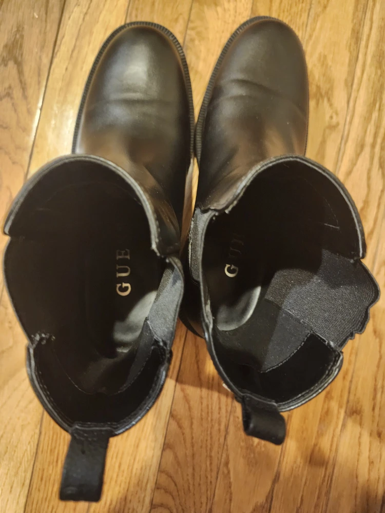 Guess Black Chelsea Boots - Size 10 - photo 5
