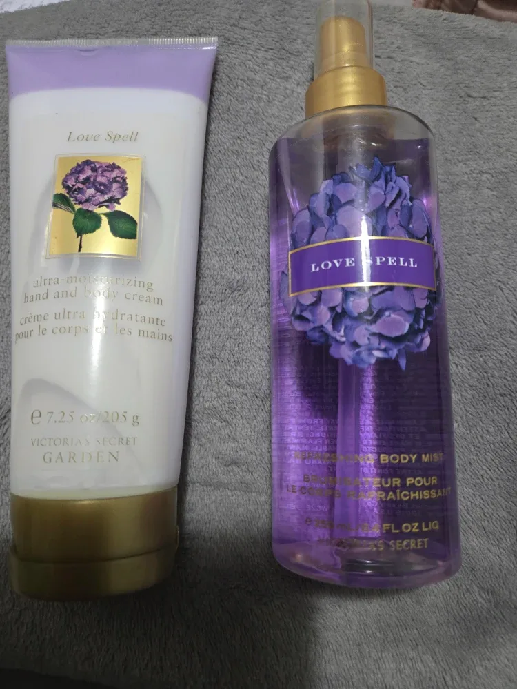 Victoria Secret body lotions and Sprays image indicator(7)