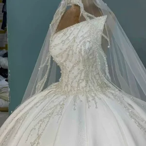 Buy and sell used "wedding dress" in Toronto | Karrot Buy and sell used "wedding dress" in Toronto | Karrot