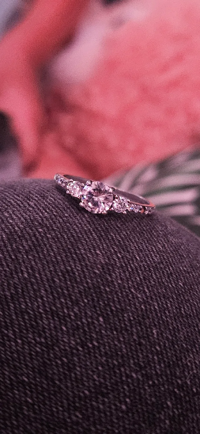 Silver ring with diamond gems