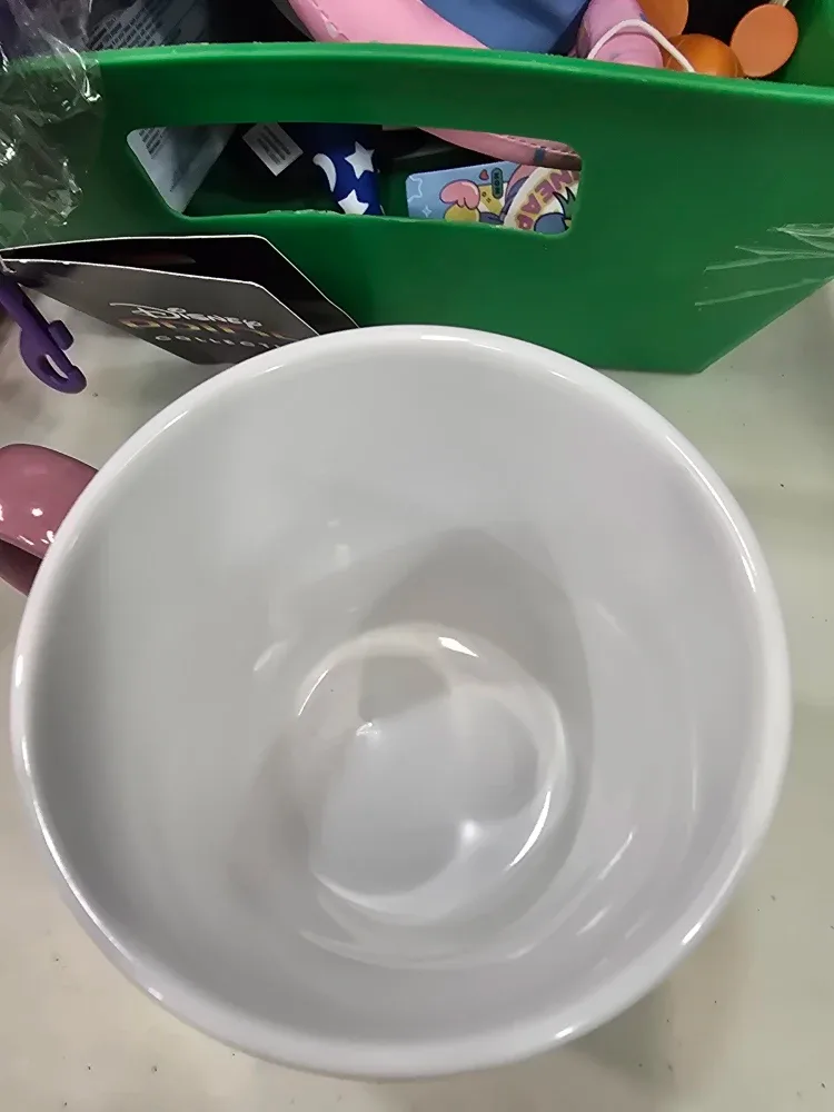 Disney Aristocats Marie Macaron Mug image indicator(3)