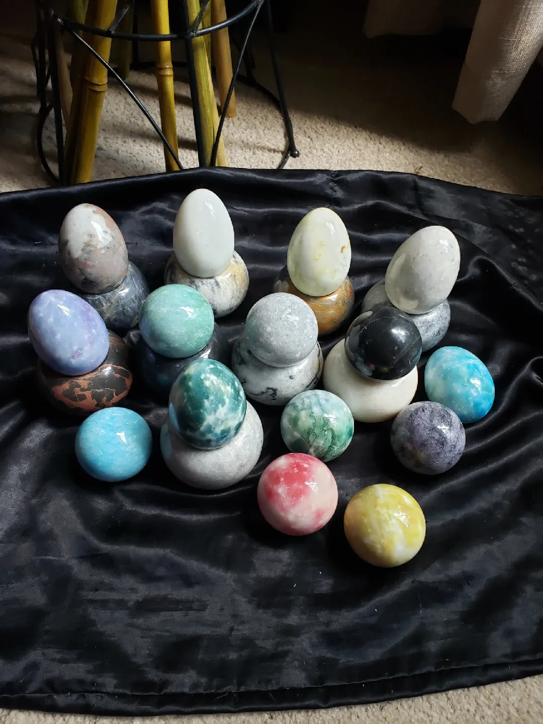 Decorative Marble Eggs, Spheres, n Egg Stand/Tealight Holder image indicator(2)