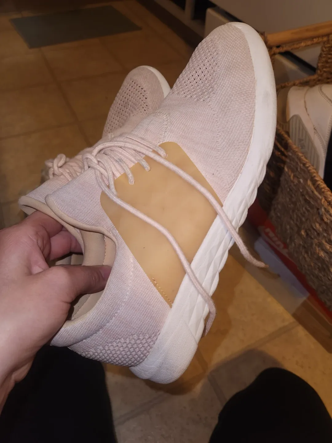 Mixed Lot of Women's Shoes - Fila, Skechers, Nike, aldo, image indicator(4)