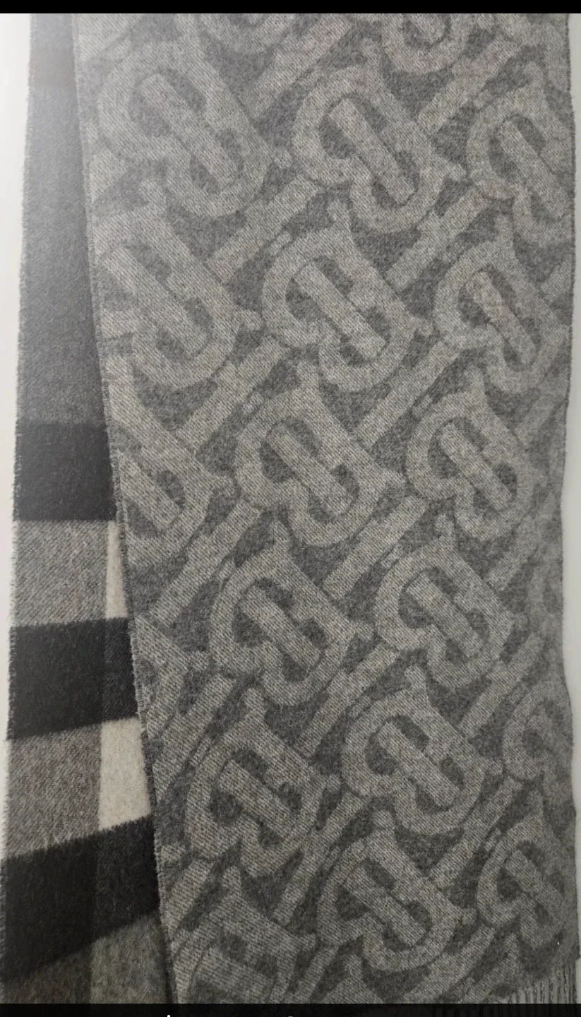 Burberry Scarf 100% Cashmere image indicator(4)
