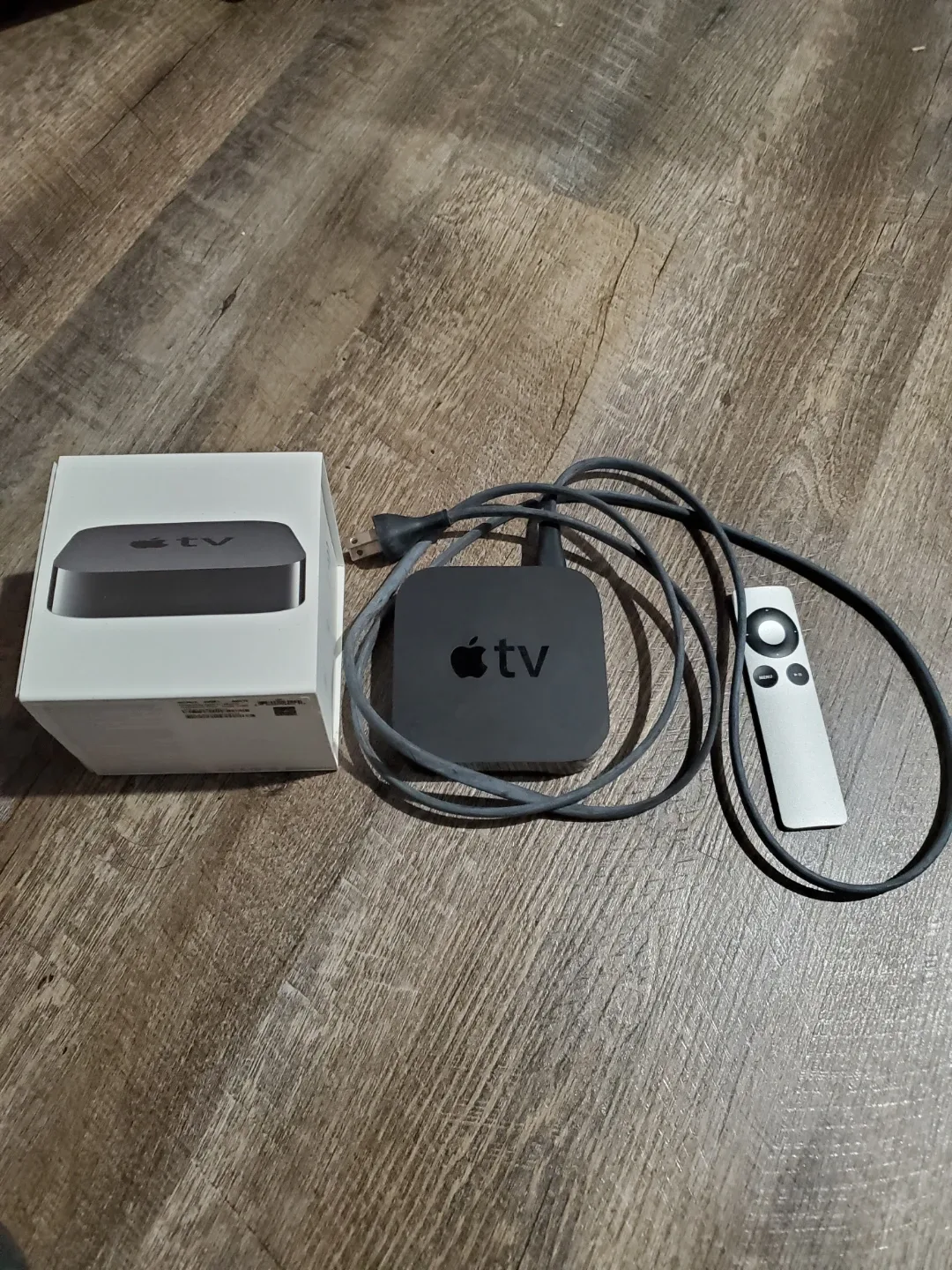 Apple TV (3rd Generation) with Remote & Box
