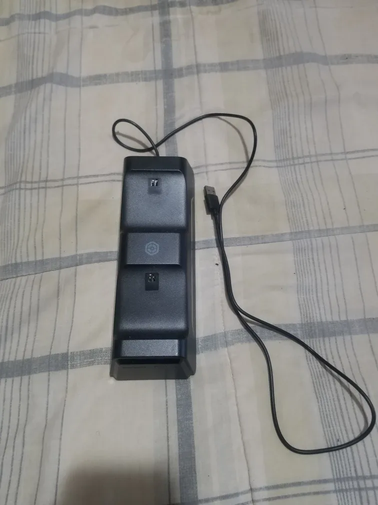 Razer PS4 Controller Charging Stand