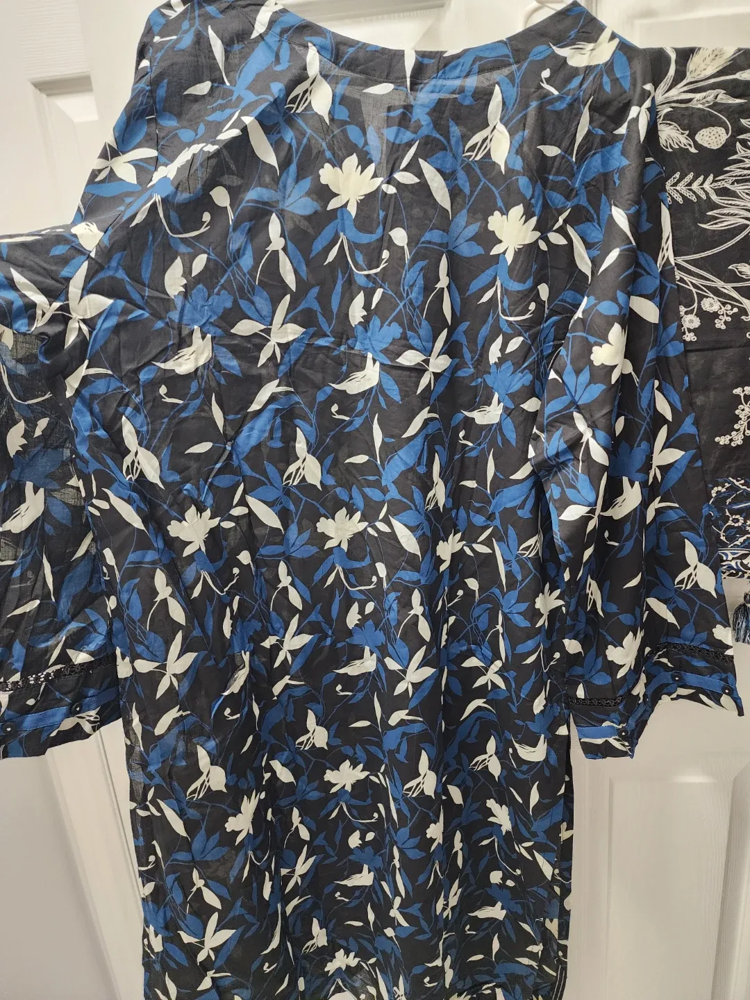 New J.PRET Black Floral Tunic Top and dupatta - XXL image indicator(7)