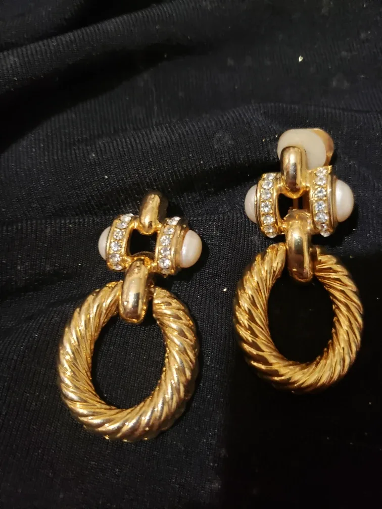 Gold Tone Clip-On Earrings Free !  Read description pls