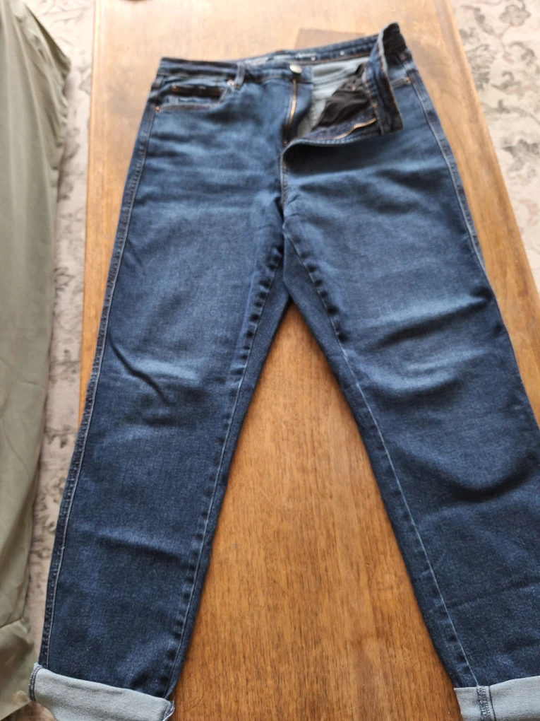 Reitmans The Vintage Slim Leg Jeans - Size 32