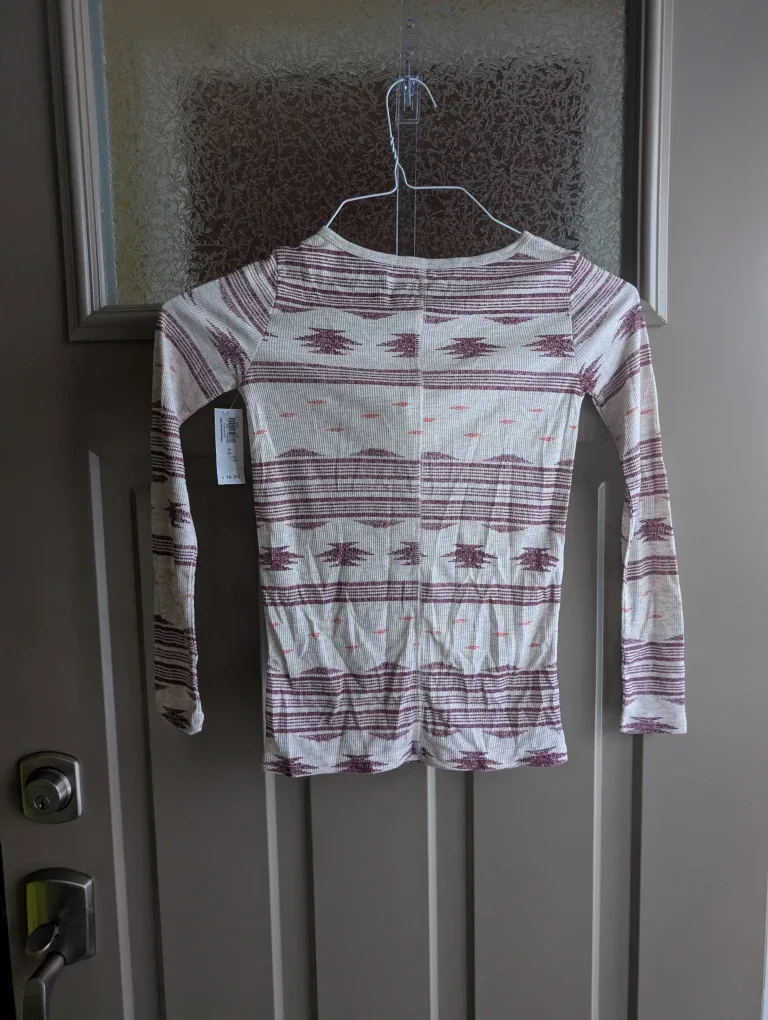 BNWT Girls sz 8 shirt image indicator(2)