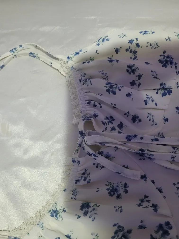 Floral Print Mini Dress - Blue & White image indicator(2)