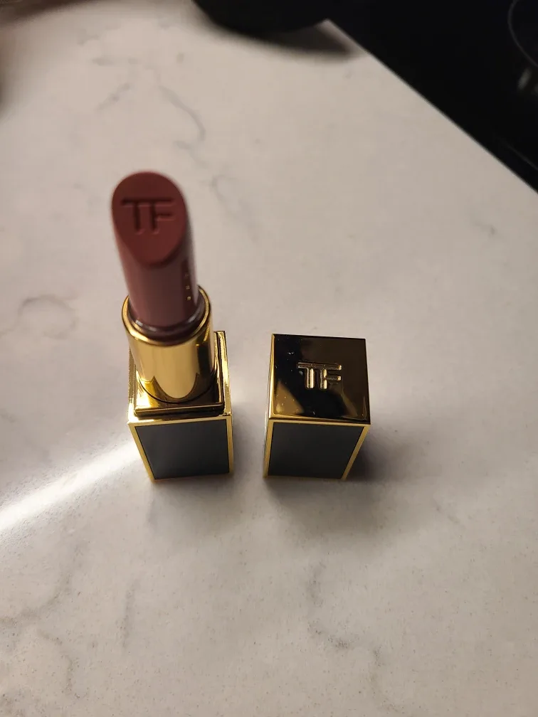 Tom Ford Pink Dusk Lipstick image indicator(2)