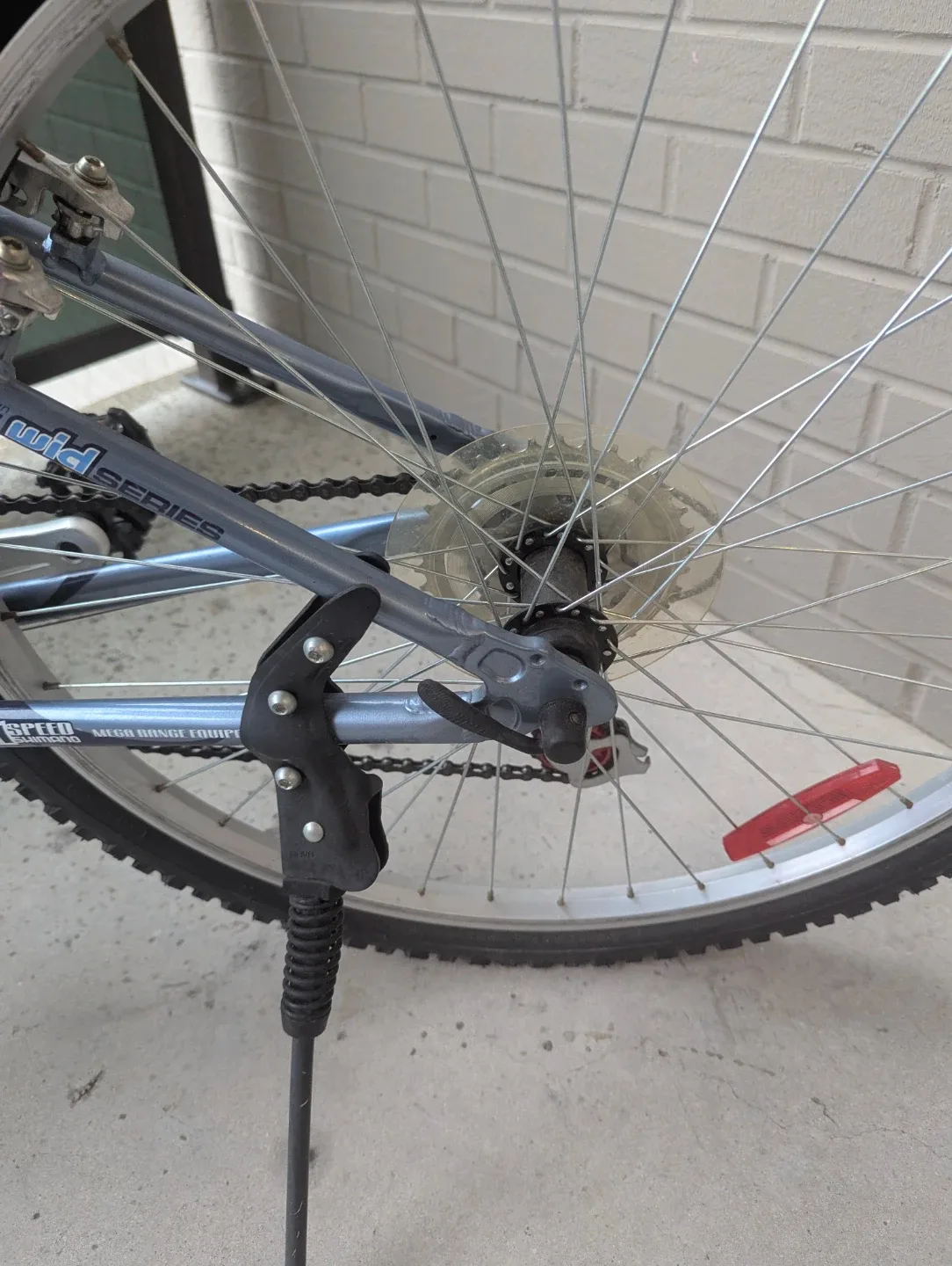 Schwinn Aphrodite Hybrid Bike image indicator(4)