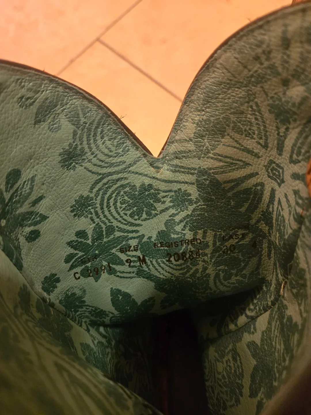 Corral Western Boots, Size 9M image indicator(2)