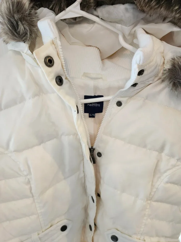 Reitmens - Kellmans White Puffer Jacket - XL