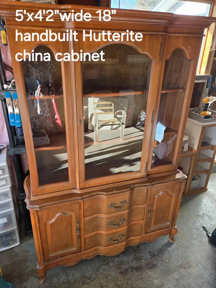 Wooden China Cabinet image indicator(2)