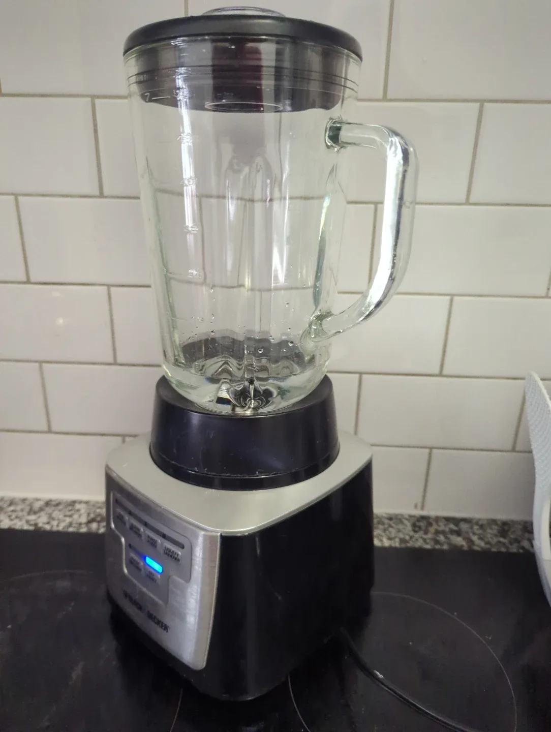 Black+Decker Blender 1.5L image indicator(2)