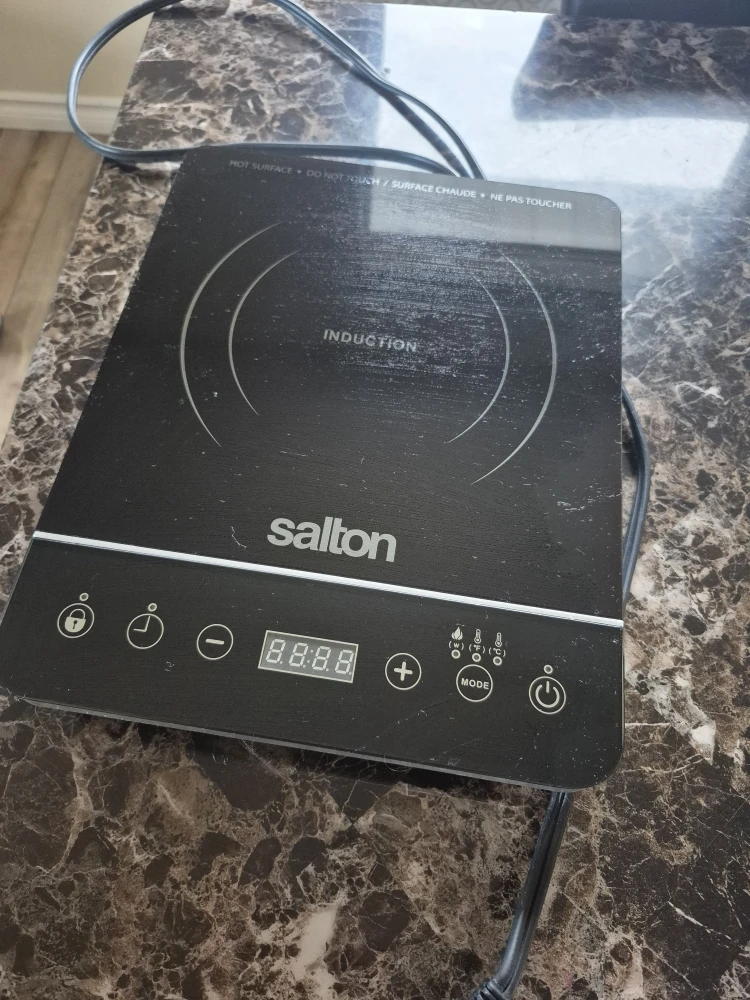 Salton Induction Cooktop
