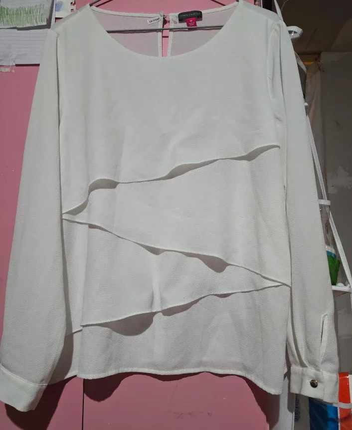 Vince Camuto White Blouse - Size M